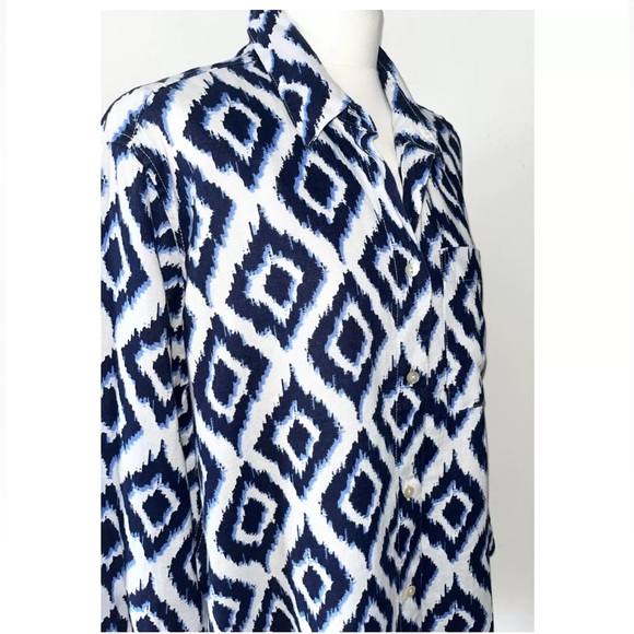 M & S PURE LINEN BLUE & WHITE ABSTRACT OVERSIZED COLLARED LONG SLEEVE BLOUSE - Picture 6 of 9